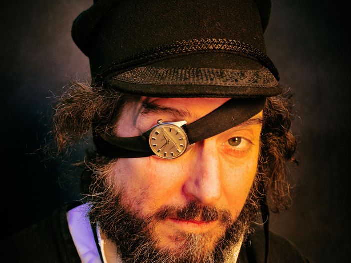 Vinicio Capossela annuncia tour e una serie di &#039;concerti urgenti&#039;