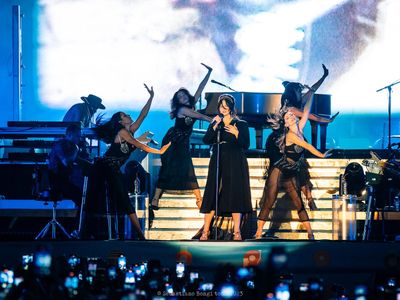 Lana Del Rey malata, saltano tutti gli appuntamenti in Europa