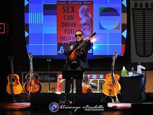 Torna Elvis Costello: &lt;br&gt;nuovo album in aprile