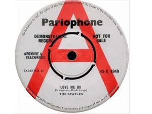 Beatles love me do