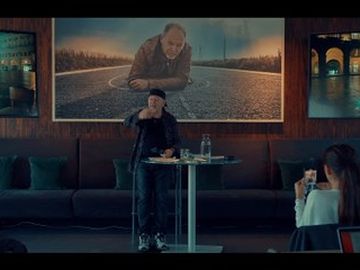 Vasco Rossi - Racconta "Siamo qui"