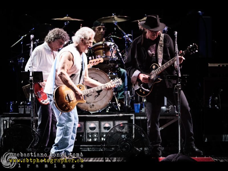 25 luglio 2013 - Lucca Summer Festival - Piazza Napoleone - Lucca - Neil Young in concerto