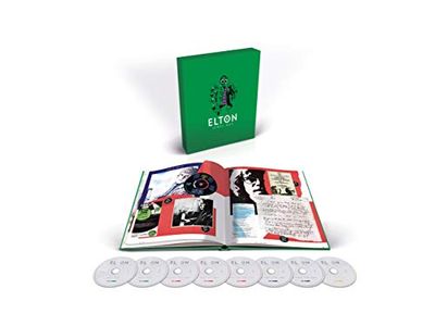 Elton John celebra l&amp;#8217;addio a Wembley