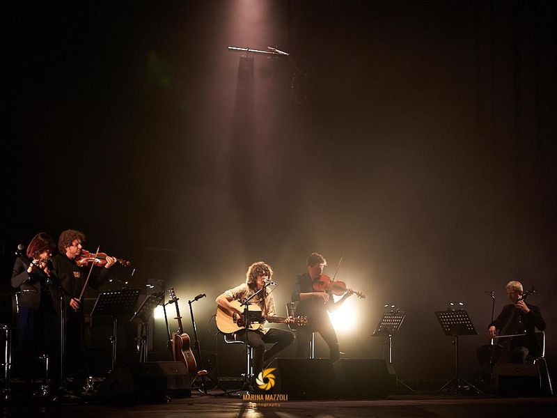 23 marzo 2019 - Teatro Carlo Felice - Genova - Ermal Meta in concerto 23 marzo 2019 - Teatro Carlo Felice - Genova - Ermal Meta in concerto