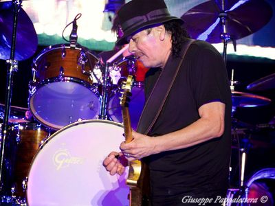 Santana ospite sul prossimo album di Michael Jackson