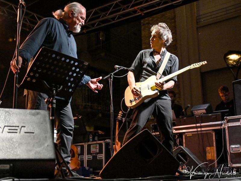 30 luglio 2025 - Fiera del Pesco - Piazza Italia - Canale d'Alba (Cn) - Eugenio Finardi in concerto 30 luglio 2025 - Fiera del Pesco - Piazza Italia - Canale d'Alba (Cn) - Eugenio Finardi in concerto