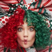 Sia - EVERYDAY IS CHRISTMAS