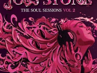 Joss Stone il fenomeno: &apos;Non ho studiato, canto come viene&apos;
