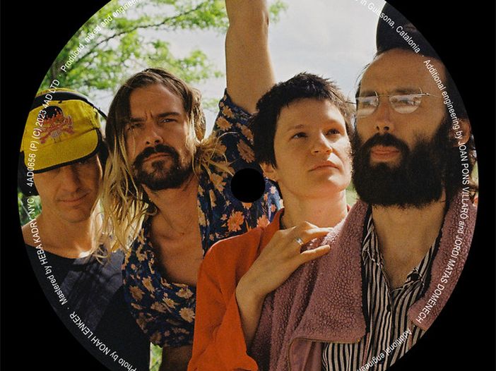 Max Oleartchik lascia i Big Thief per &ldquo;motivi personali&rdquo;