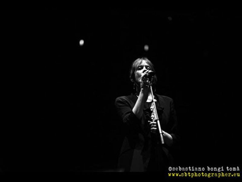 16 luglio 2014 - Pistoia Blues Festival - Piazza del Duomo - Pistoia - Suzanne Vega in concerto 16 luglio 2014 - Pistoia Blues Festival - Piazza del Duomo - Pistoia - Suzanne Vega in concerto