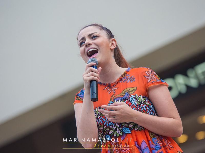 20 agosto 2016 - Shopinn Outlet - Brugnato (Sp) - Annalisa in concerto