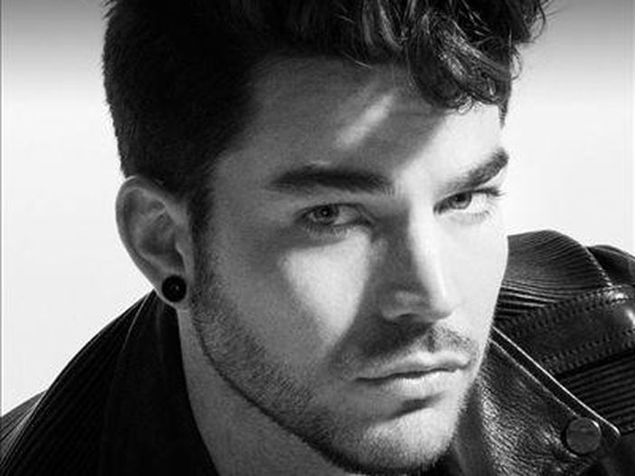 Adam Lambert, &egrave; &lsquo;Superpower&rsquo; il nuovo singolo: video