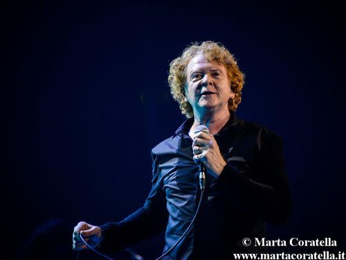 I Simply Red regalano alla NuN un altro disco d'oro