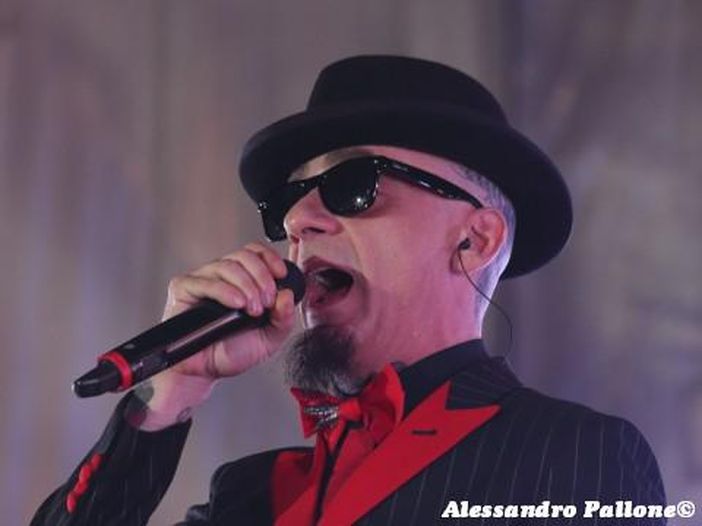 Talent musicali: su Rai 2 torna 'The Voice'. Confermato J-Ax, molto probabile Al Bano tra i giudici Talent musicali: su Rai 2 torna 'The Voice'. Confermato J-Ax, molto probabile Al Bano tra i giudici