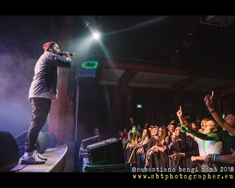 27 gennaio 2018 - The Cage Theatre - Livorno - Frah Quintale in concerto