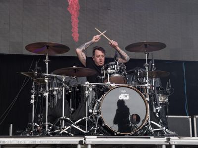 Arrestato il chitarrista di McCracken, ex fidanzato di Kelly Osbourne