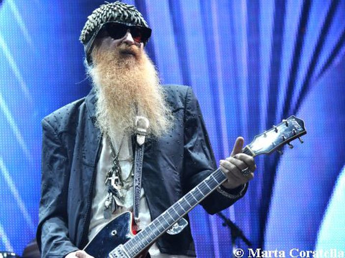 La chitarra che Jimi Hendrix regal&ograve; a Billy Gibbons