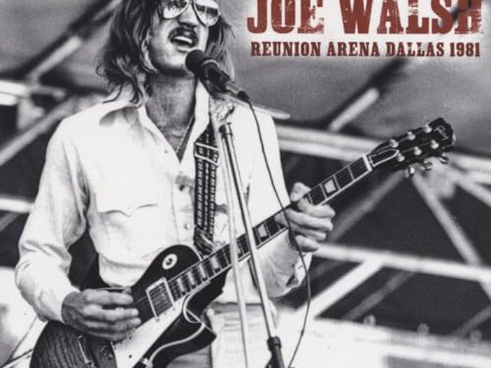 Joe Walsh (Eagles) quando parla della Rock and Roll Hall of Fame si tura il naso - VIDEO