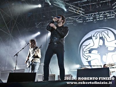 Glastonbury, un altro headliner: dopo gli Arcade Fire, i Kasabian