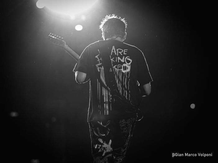 Tanti auguri a Matthew Bellamy! 10 curiosit&agrave; sul geniale frontman dei Muse