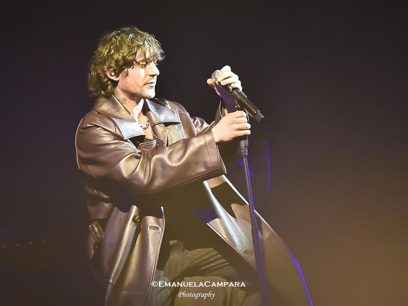 11 novembre 2025 - Teatro Arcimboldi - Milano - Rkomi in concerto