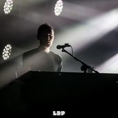 11 marzo 2019 - Estragon - Bologna - White Lies in concerto 11 marzo 2019 - Estragon - Bologna - White Lies in concerto