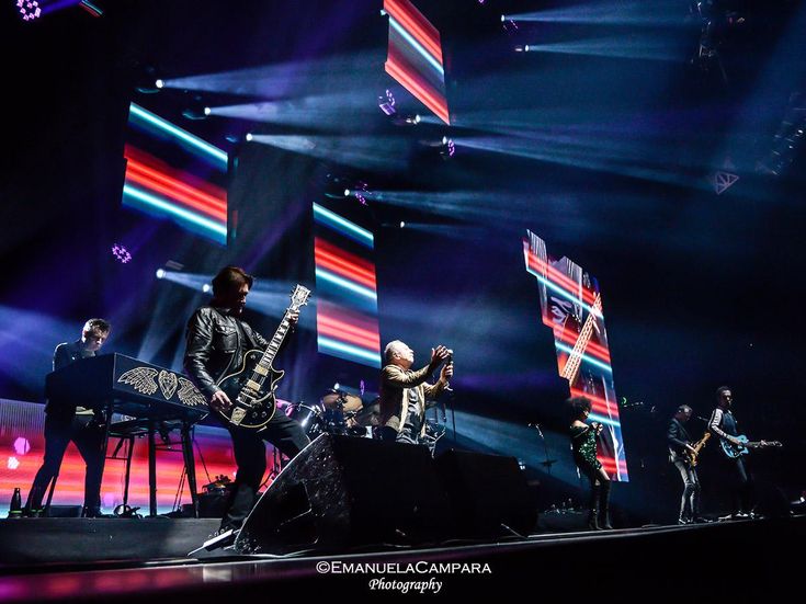 Declassati per lo ‘scarso richiamo’, i Simple Minds abbandonano il Fleadh Festival
