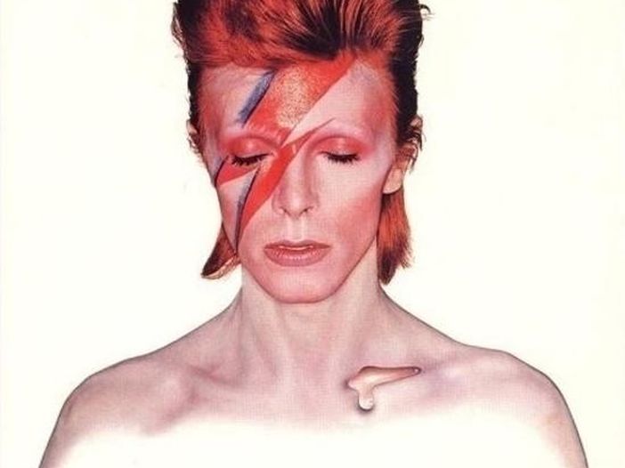 David Bowie, &quot;Aladdin Sane&quot; ha &quot;quasi&quot; 50 anni, ma non ancora