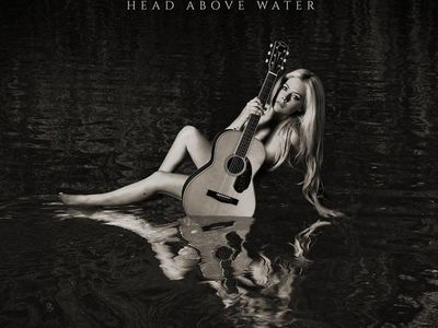 Avril Lavigne: il prossimo album è col futuro marito Chad Kroeger