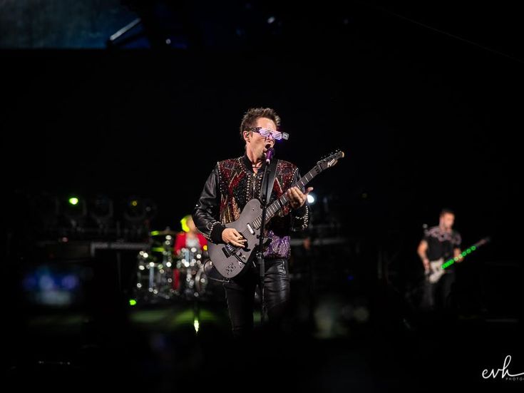 Matt Bellamy: temi ecologici e assoli di chitarra nel nuovo album dei Muse