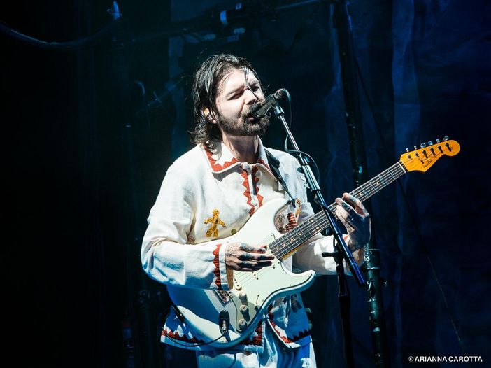 Simon Neil (Biffy Clyro): &quot;Se avessi 15 anni sarei all-in su Yungblud&quot;