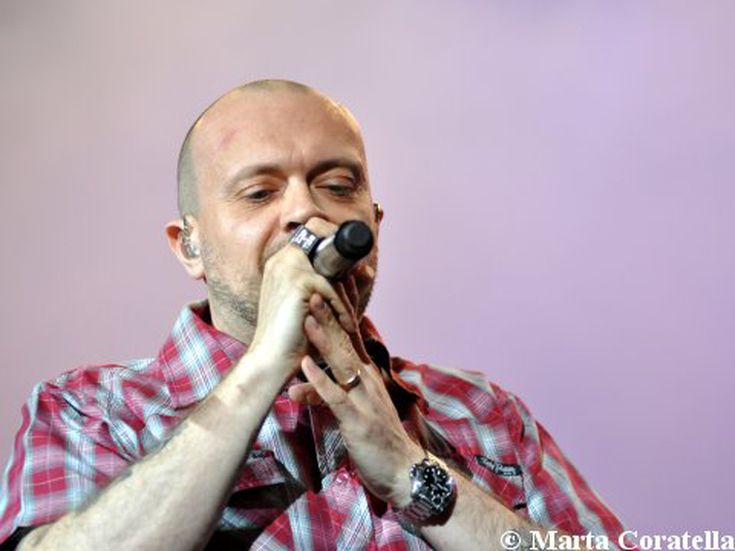 Vuoi fare una domanda a Max Pezzali? Mancano pochi giorni...