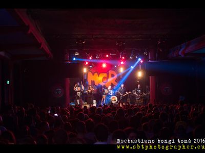 I Modena City Ramblers: &lt;br&gt;&apos;Bisogna cambiare rotta!&apos;