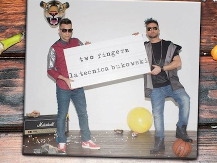 Two Fingerz, il primo giugno esce l'album "La tecnica Bukowski" Two Fingerz, il primo giugno esce l'album "La tecnica Bukowski"