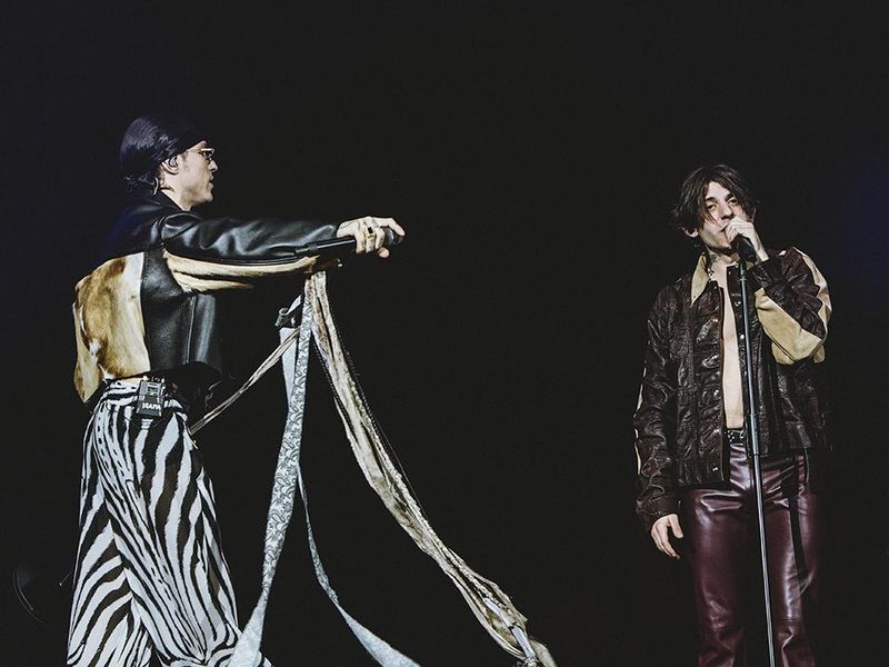 √ 2 dicembre 2023 Palazzo dello Sport Roma Irama e Rkomi in concerto Foto 5 Rockol √ 2 dicembre 2023 Palazzo dello Sport Roma Irama e Rkomi in concerto Foto 5 Rockol