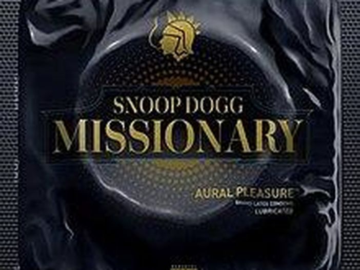 Snoop Dogg diventa dj a Los Angeles.