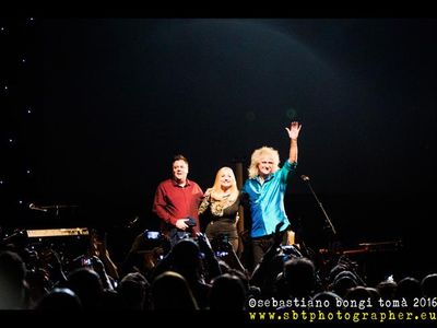 Brian May e i Foo Fighters insieme per un ‘sigaro’ ai Pink Floyd