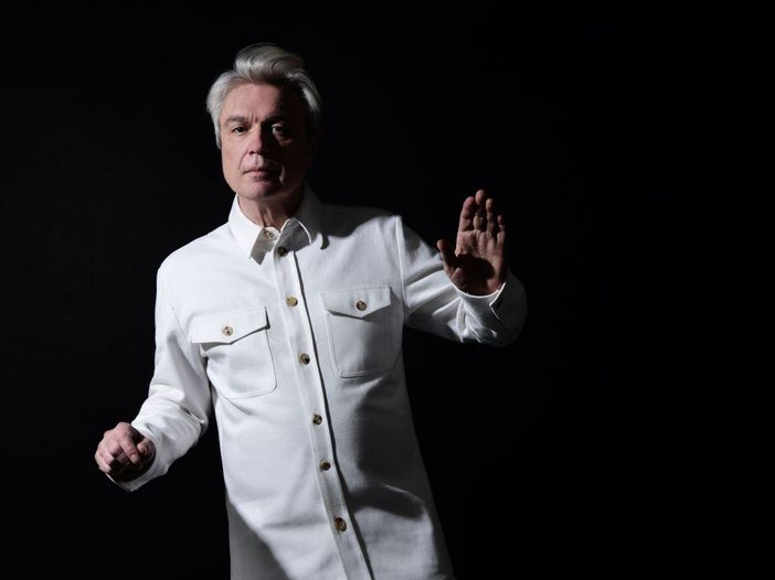 David Byrne, il nuovo singolo (scritto con Brian Eno) &egrave; &quot;T Shirt&quot;