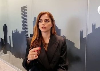 Annalisa racconta il nuovo album &ldquo;E poi siamo finiti nel vortice&rdquo;
