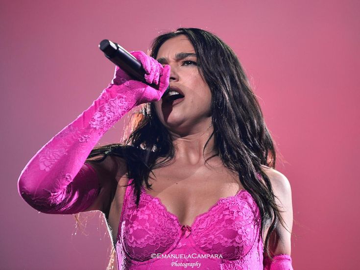 Dua Lipa