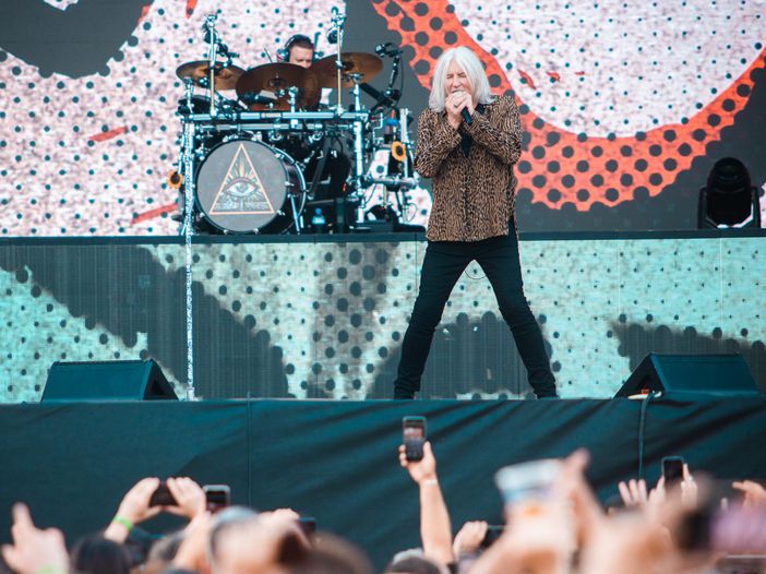 Def Leppard, ecco la tracklist della raccolta 'Mirrorball' Def Leppard, ecco la tracklist della raccolta 'Mirrorball'