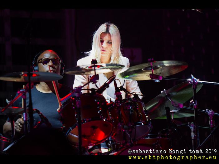 Emma in versione rock con Vasco: l&#039;ascolto di &#039;Io sono bella&#039;