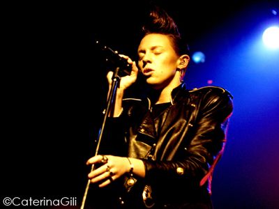 Elly Jackson (La Roux): &quot;La musica electro pop anni Ottanta mi ha stufata&quot;