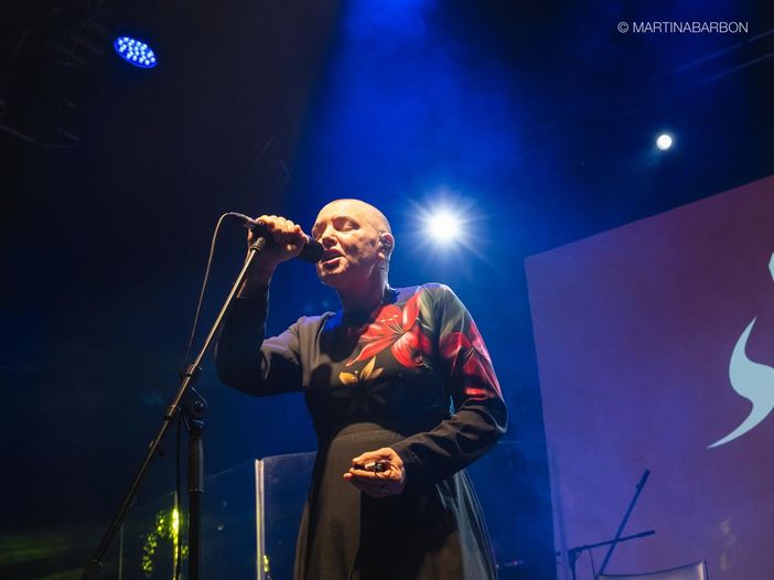 Magda Davitt (Sinead O&#039;Connor) torna dopo quattro anni con &quot;Milestones&quot; - ASCOLTA