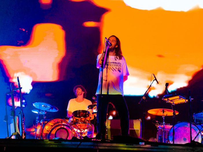 I Tame Impala festeggiano i 10 anni di "Lonerism" col vinile I Tame Impala festeggiano i 10 anni di "Lonerism" col vinile