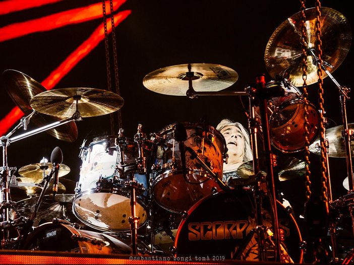 Problemi di salute per il batterista degli Scorpions Problemi di salute per il batterista degli Scorpions