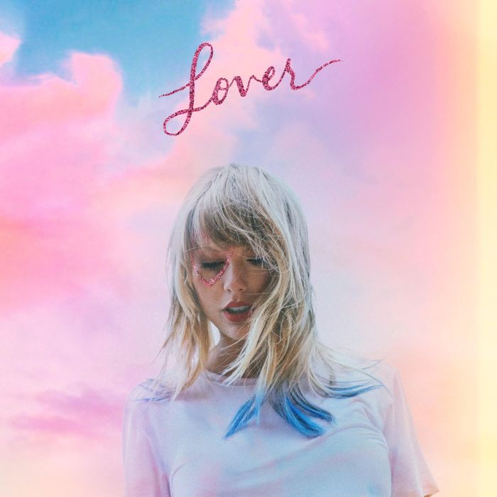 https://images.rockol.it/Gij798zxe9Zaf4N6JcWrMIQkzJI=/700x0/smart/rockol-img/img/foto/upload/taylor-swift-lover.jpg