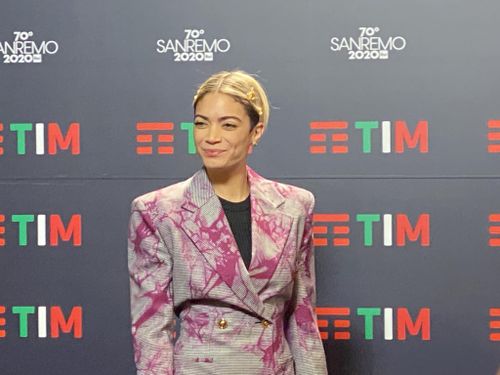 Sanremo 2010: i video del dibattito tra discografici e commissione artistica