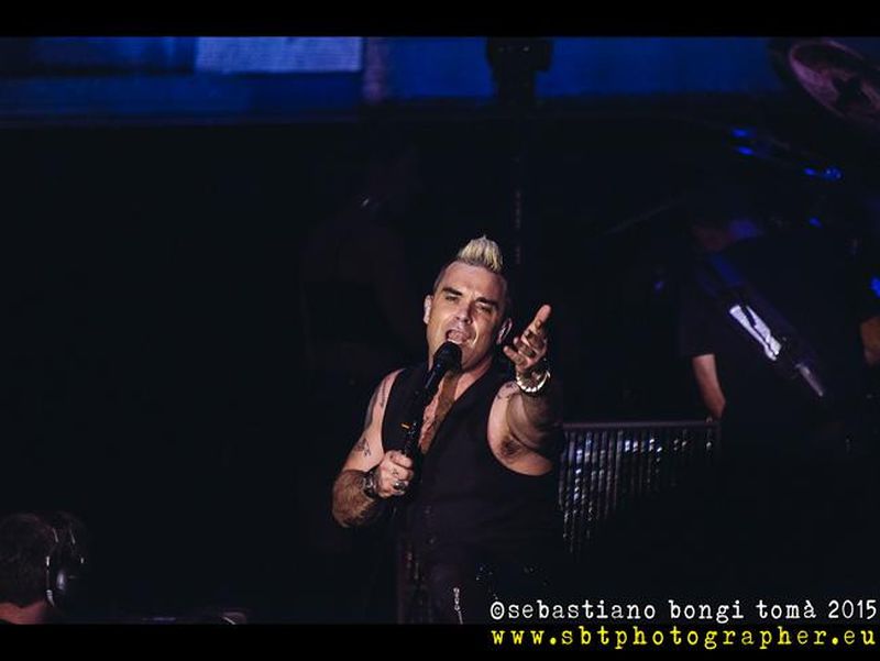 23 luglio 2015 - Lucca Summer Festival - Piazza Napoleone - Lucca - Robbie Williams in concerto