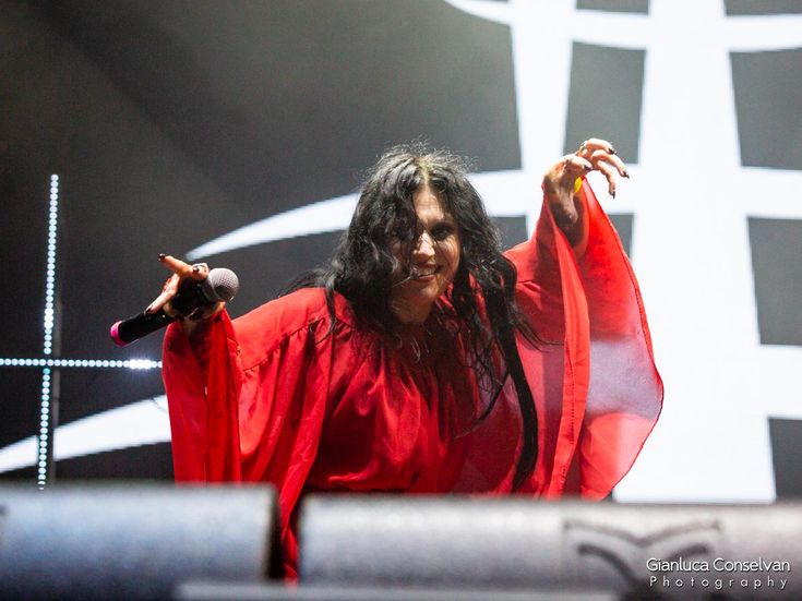 Lacuna Coil, addio all&apos;ex chitarrista Claudio Leo